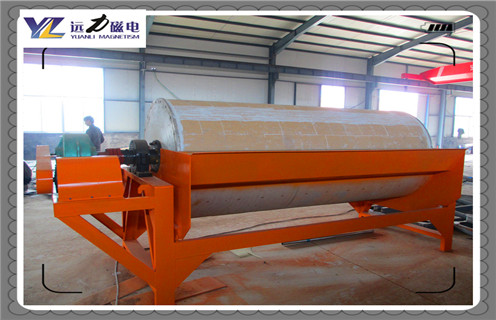 干式磁選機(jī)的正常運(yùn)行和使用壽命為您解說(shuō)！_磁性礦粒鐵礦錳礦干式磁選機(jī)_干式強(qiáng)磁選機(jī)怎樣才能增加高磁感強(qiáng)度的屬性？工作視頻皮帶及結(jié)構(gòu)價(jià)格 