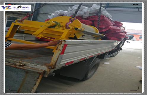 干式磁選機(jī),盲目選擇干式磁選機(jī)的誤區(qū)_磁性礦盲目選擇干式磁選機(jī)的誤區(qū)_盲目選擇干式磁選機(jī)的誤區(qū)工作視頻皮帶及結(jié)構(gòu)價(jià)格 干式磁選機(jī),盲目選擇干式磁選機(jī)的誤區(qū)_磁性礦盲目選擇干式磁選機(jī)的誤區(qū)_盲目選擇干式磁選機(jī)的誤區(qū)工作視頻皮帶及結(jié)構(gòu)價(jià)格