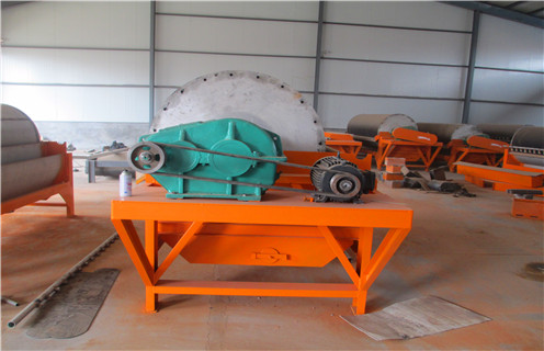 半逆流濕式磁選機(jī),安徽半逆流濕式磁選機(jī)_釩鈦鐵礦安徽半逆流濕式磁選機(jī)型號(hào)參數(shù)及磁場(chǎng)強(qiáng)度 半逆流濕式磁選機(jī),安徽半逆流濕式磁選機(jī)_釩鈦鐵礦安徽半逆流濕式磁選機(jī)型號(hào)參數(shù)及磁場(chǎng)強(qiáng)度