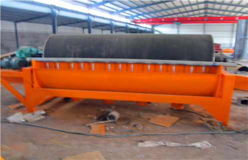 濕式磁選機，永磁濕式磁選機生產(chǎn)注重質(zhì)量問題_永磁濕式磁選機生產(chǎn)注重質(zhì)量問題價格好，參數(shù)及磁場強度 