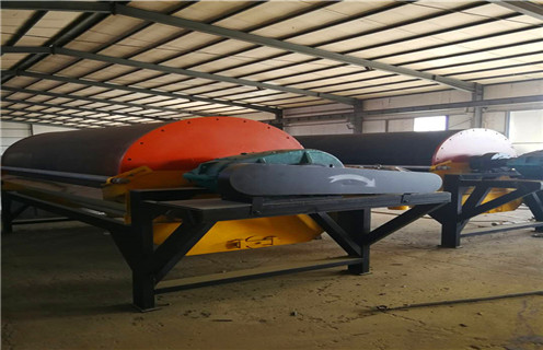 永磁濕式磁選機，四川永磁濕式磁選機_四川永磁濕式磁選機更便捷型號參數(shù)及磁場強度